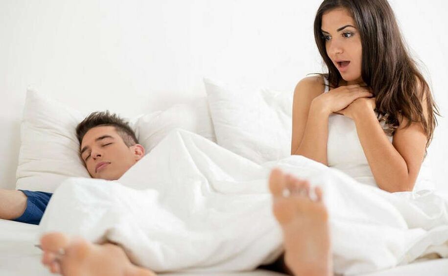 Rossiya politsiyasi kiyimidagi ayollar bilan jinsiy aloqa Qadimgi semiz ayollar